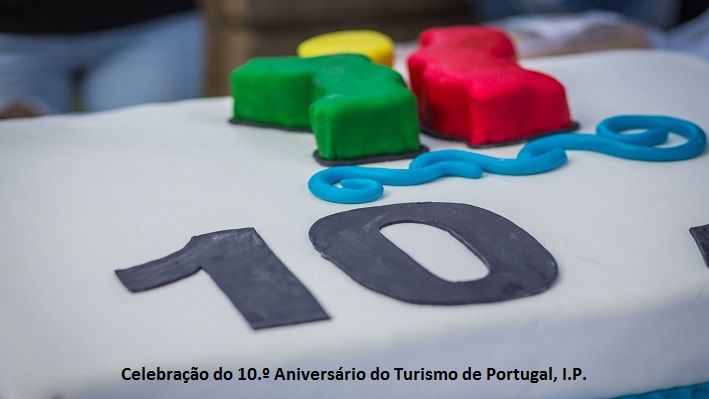 Imagem do bolo de comemoração do 10.º aniversário do Turismo de Portugal